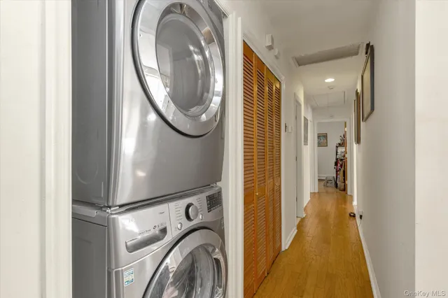 $690,000 | 88 Spruce Lane, Valley Stream, NY 11581