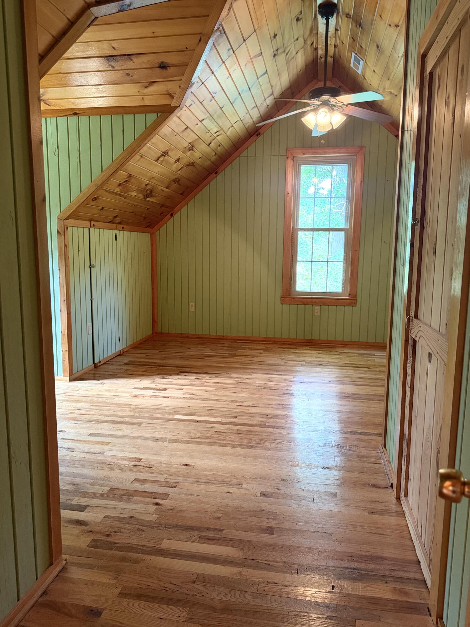 1200 T Crowe Road Soddy-Daisy, TN 37379 - Photo 36 of 41 IMG_0652