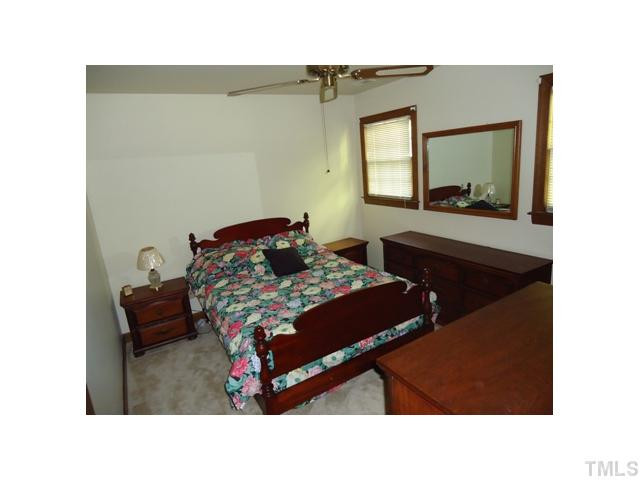 10117 Peridot Lane Raleigh, NC 27615 - Photo 12 of 19 Photo 12