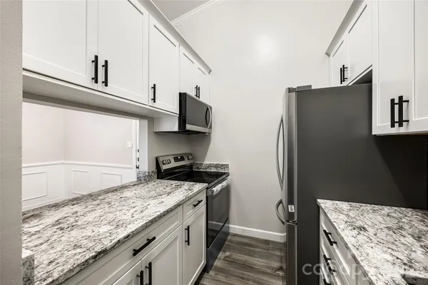 $1,600 | 4158 Charlotte Highway, Unit F, Clover, SC 29710