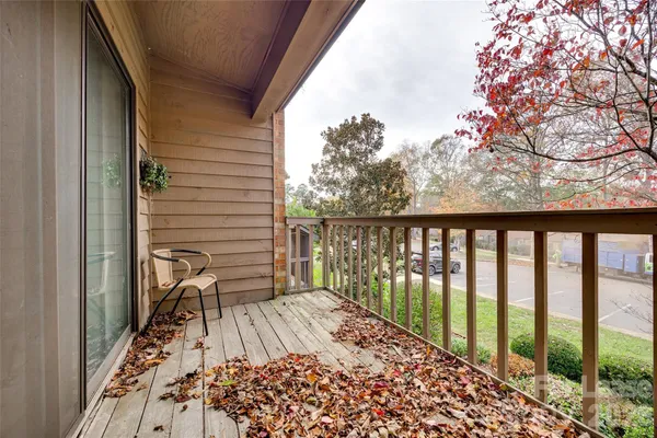 $1,600 | 4158 Charlotte Highway, Unit F, Clover, SC 29710