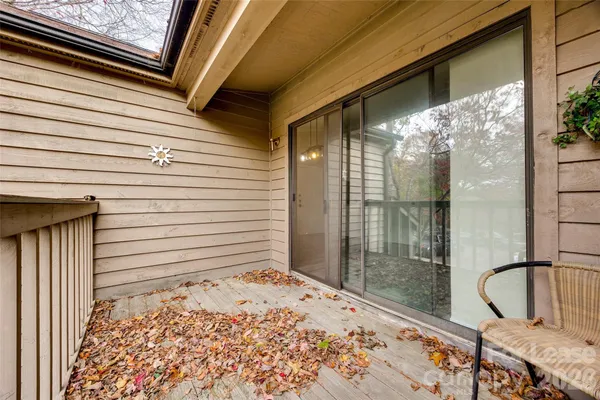 $1,600 | 4158 Charlotte Highway, Unit F, Clover, SC 29710