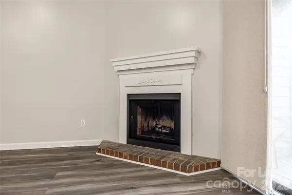 $1,600 | 4158 Charlotte Highway, Unit F, Clover, SC 29710