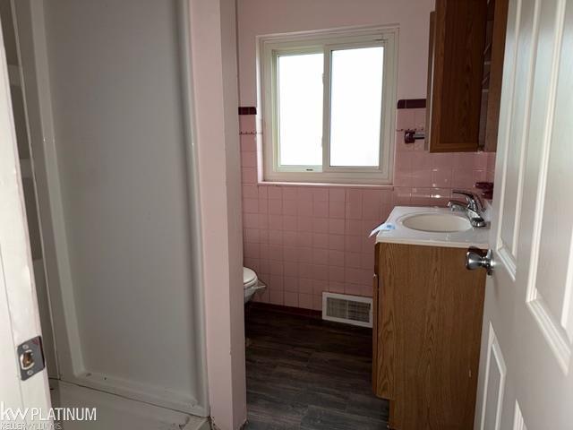 5439 River Road East China, MI 48054 - Photo 10 of 19