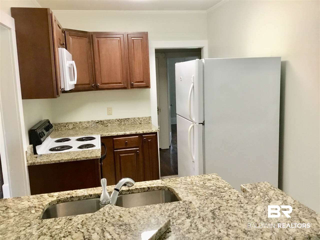 416 South Section Street Fairhope, AL 36532 - Photo 7 of 15