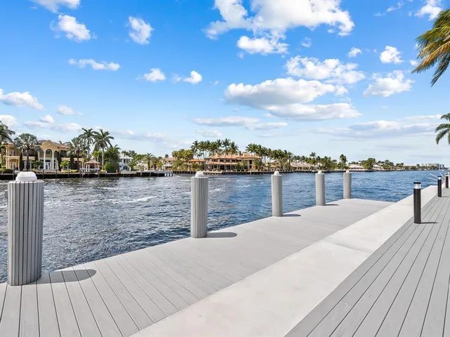 a view of building with outdoor space