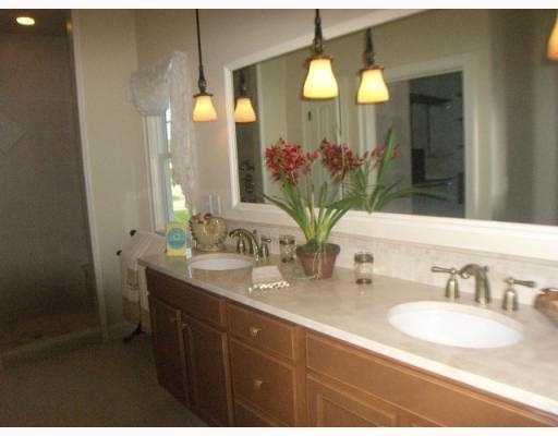 84 Whispering Pine Way, Unit 88 Exeter, RI 02822 - Photo 5 of 7 Master Bath/Spa.