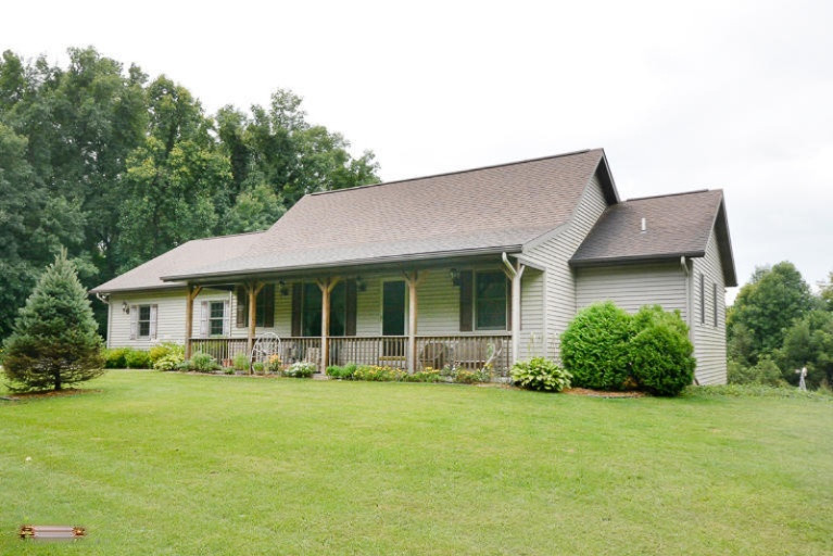 76720 53rd Street Decatur, MI 49045 - Photo 1 of 42 76720_53rd_01