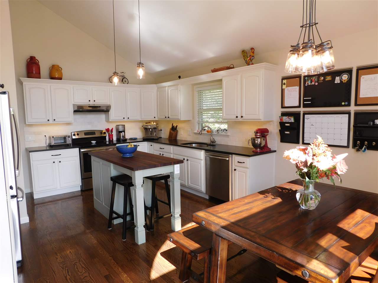 129 Allan Ridge Road Morristown, VT 05661 - Photo 5 of 15