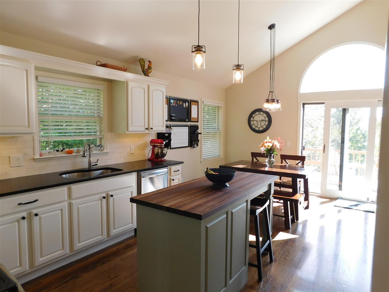 129 Allan Ridge Road Morristown, VT 05661 - Photo 7 of 15