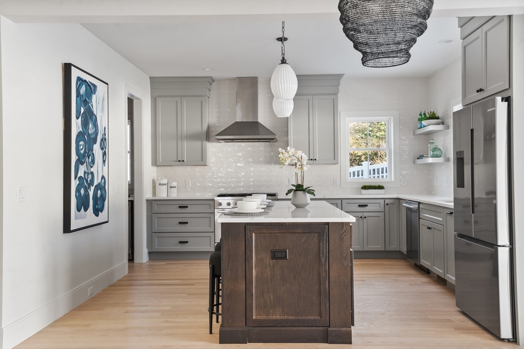 41 Charles Street Natick, MA 01760 - Photo 3 of 32