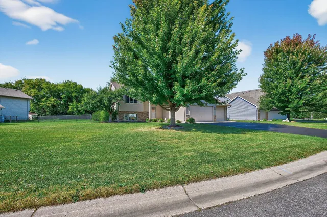 $429,900 | 20194 Farnham Avenue North, Forest Lake, MN 55025