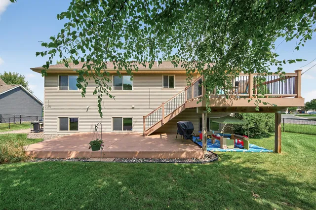 $429,900 | 20194 Farnham Avenue North, Forest Lake, MN 55025