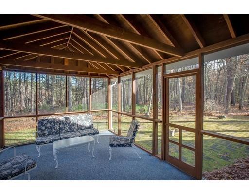 71 Hillcrest Road Concord, MA 01742 - Photo 11 of 22 Gallery Image 11