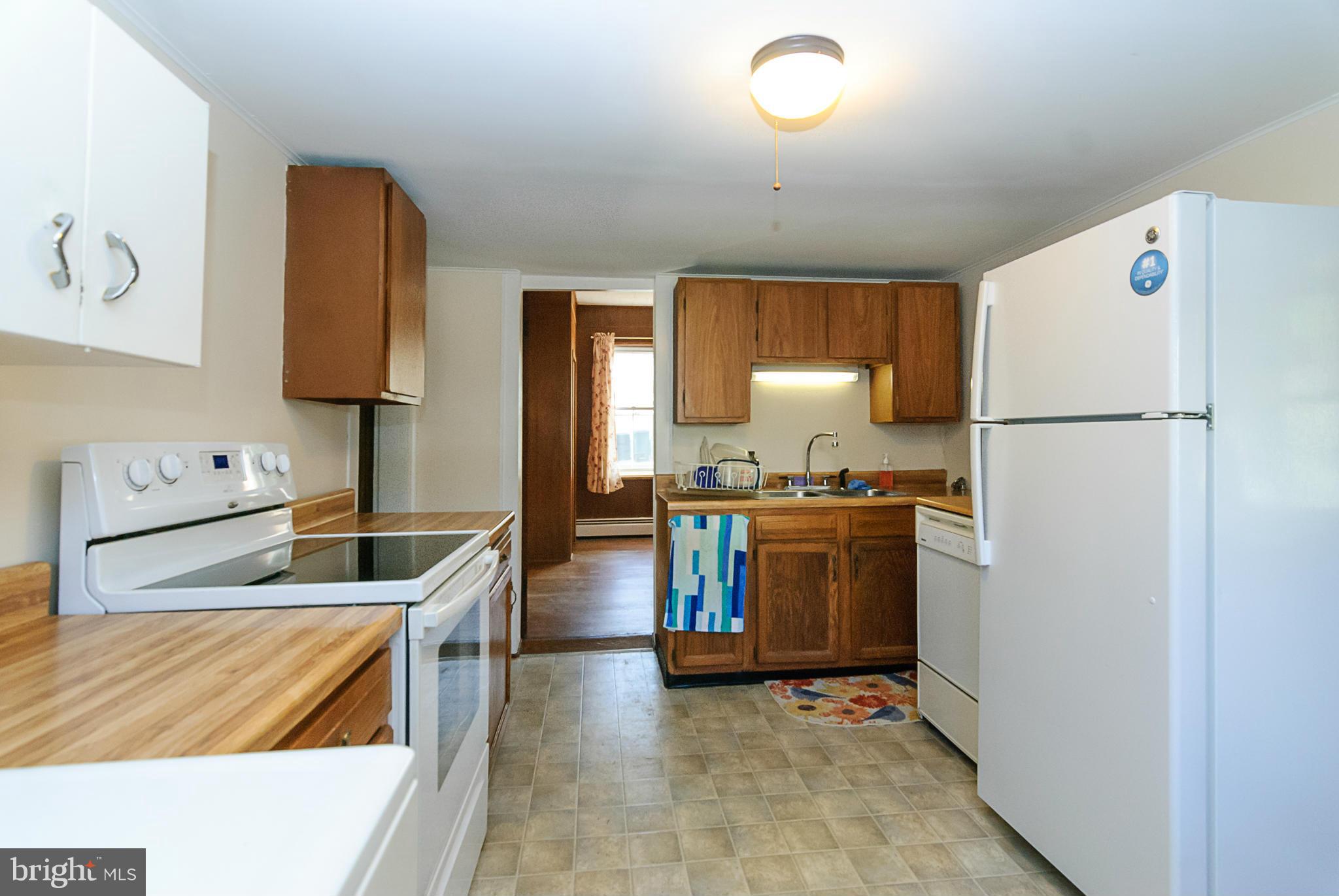 500 Warren Road Cockeysville, MD 21030 - Photo 8 of 28 Kitchen