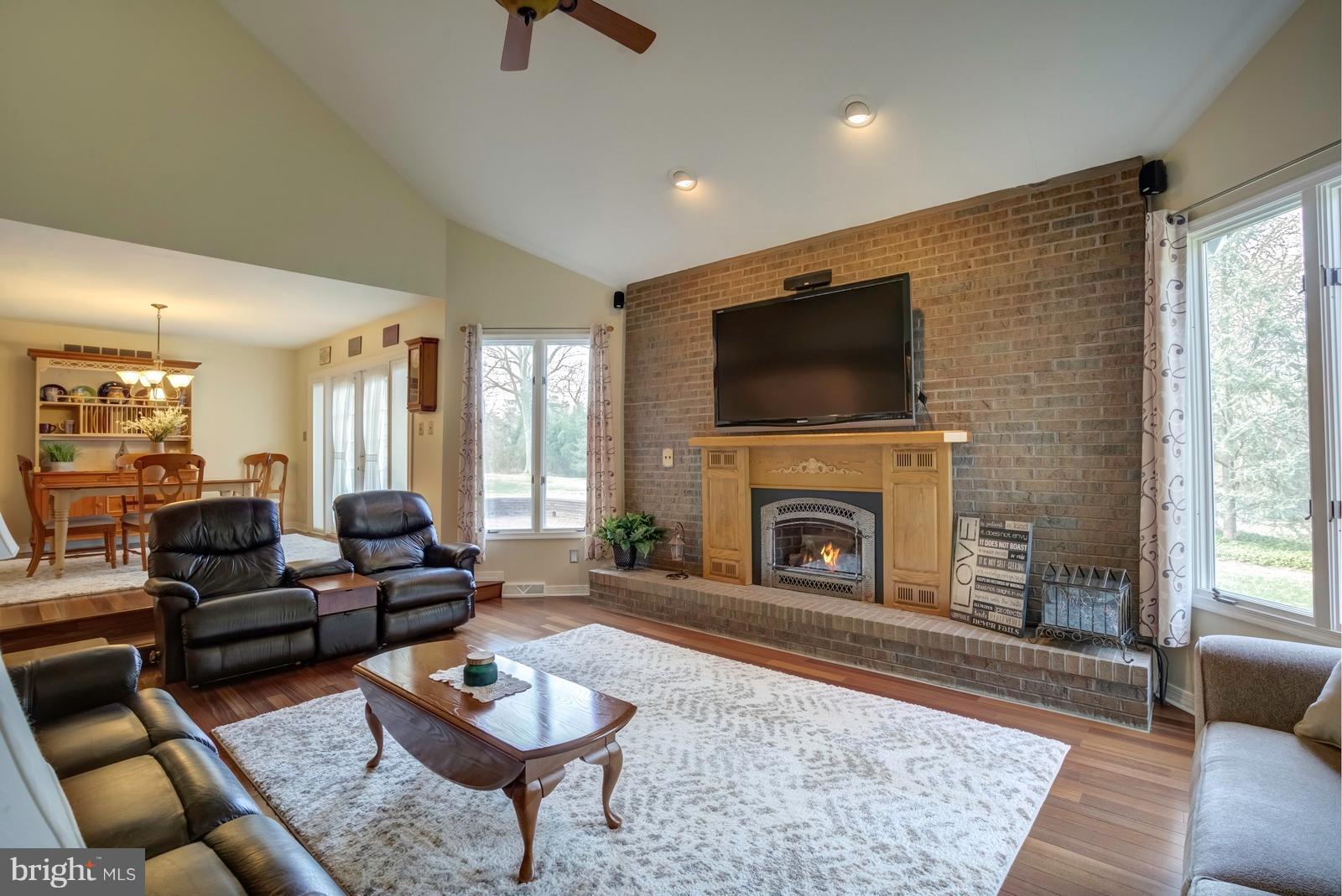 602 Centerton Road Pittsgrove, NJ 08318 - Photo 6 of 51 Family Room