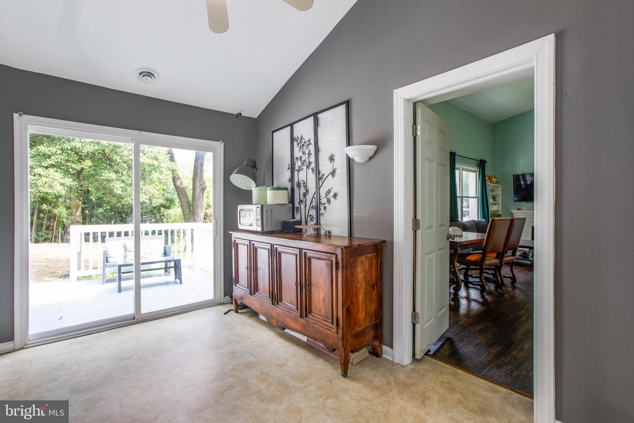 5445 Whitfield Chapel Road Lanham, MD 20706 - Photo 12 of 48