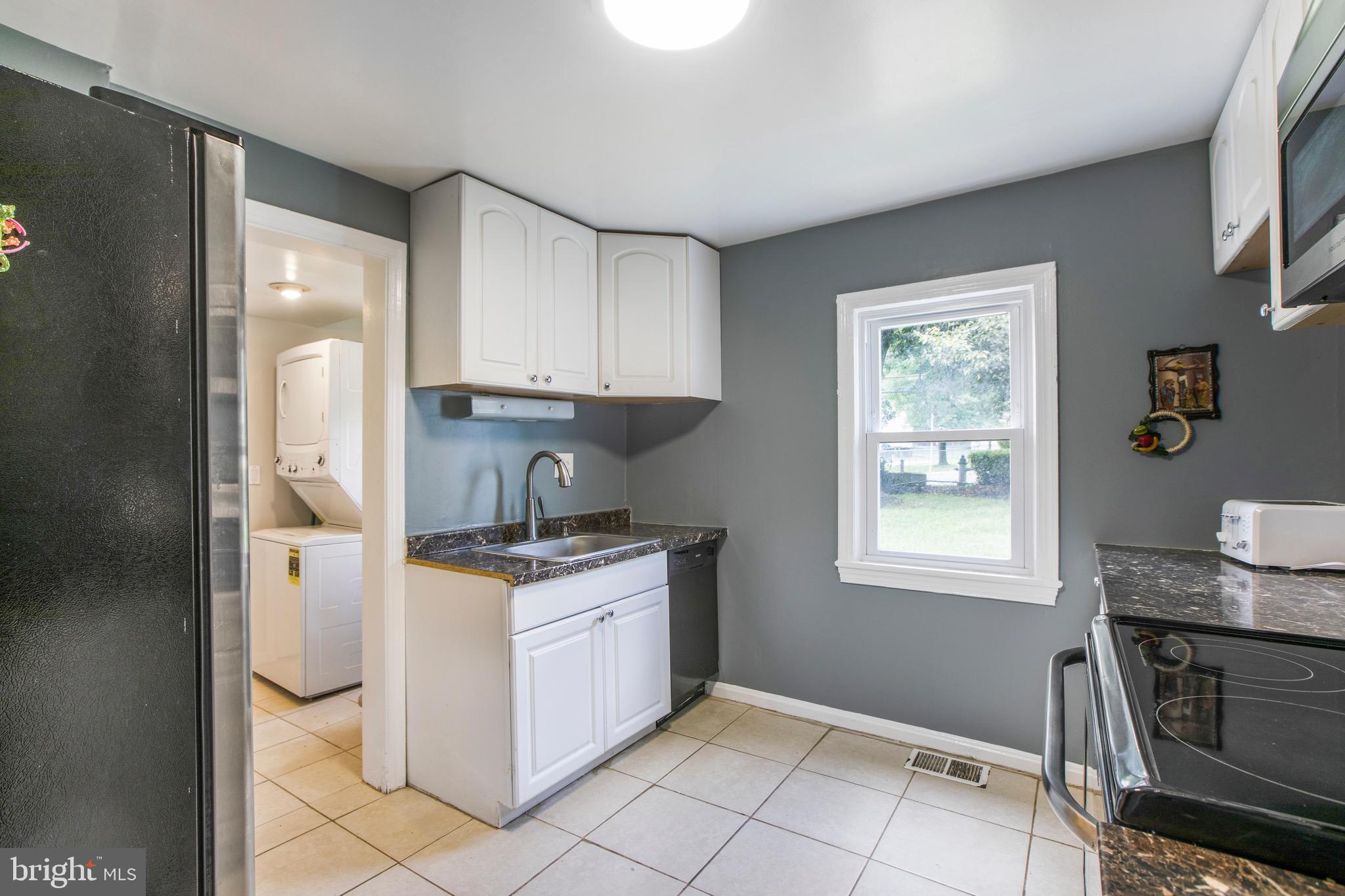 5445 Whitfield Chapel Road Lanham, MD 20706 - Photo 16 of 48