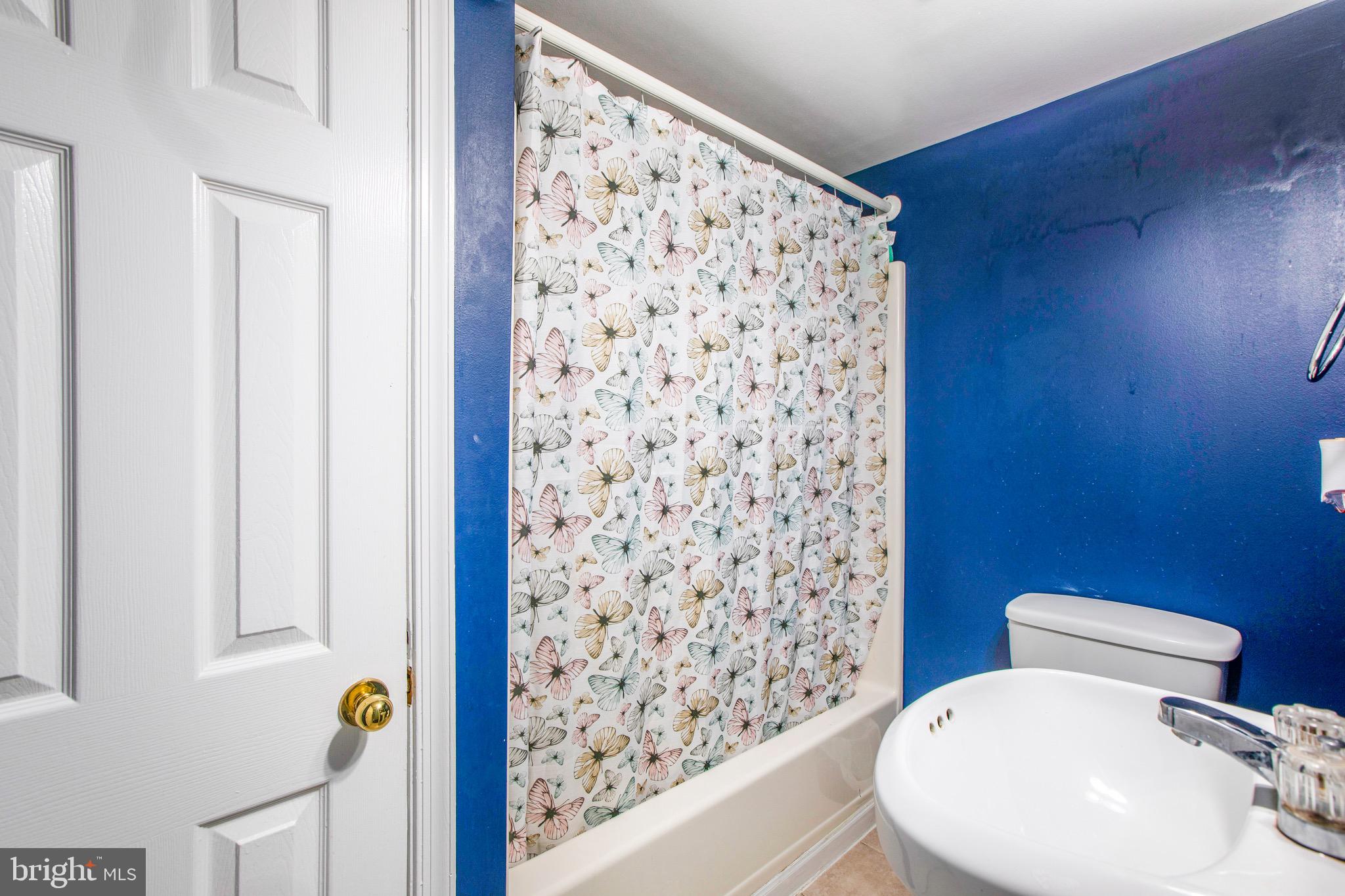 5445 Whitfield Chapel Road Lanham, MD 20706 - Photo 23 of 48
