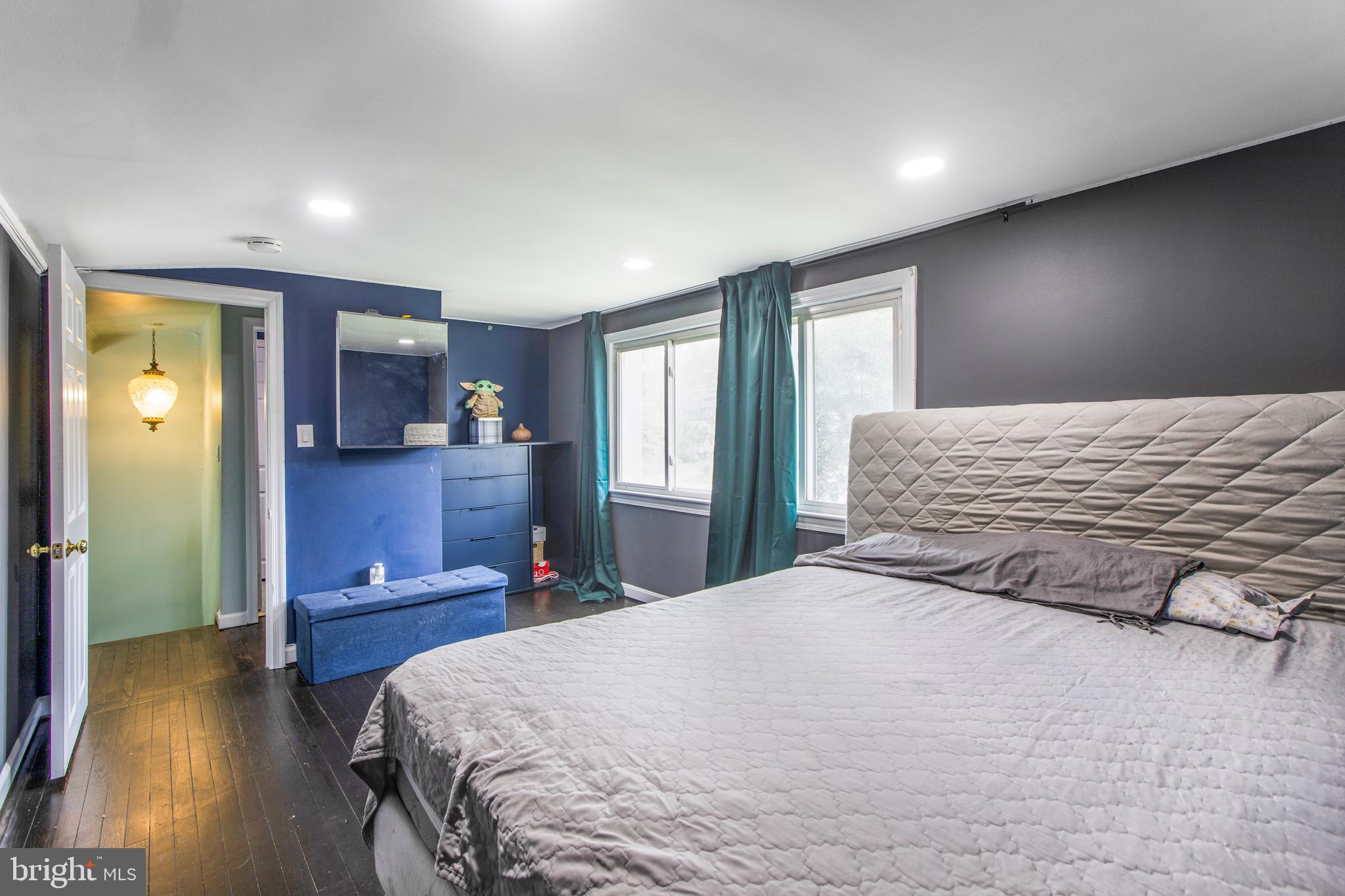 5445 Whitfield Chapel Road Lanham, MD 20706 - Photo 24 of 48