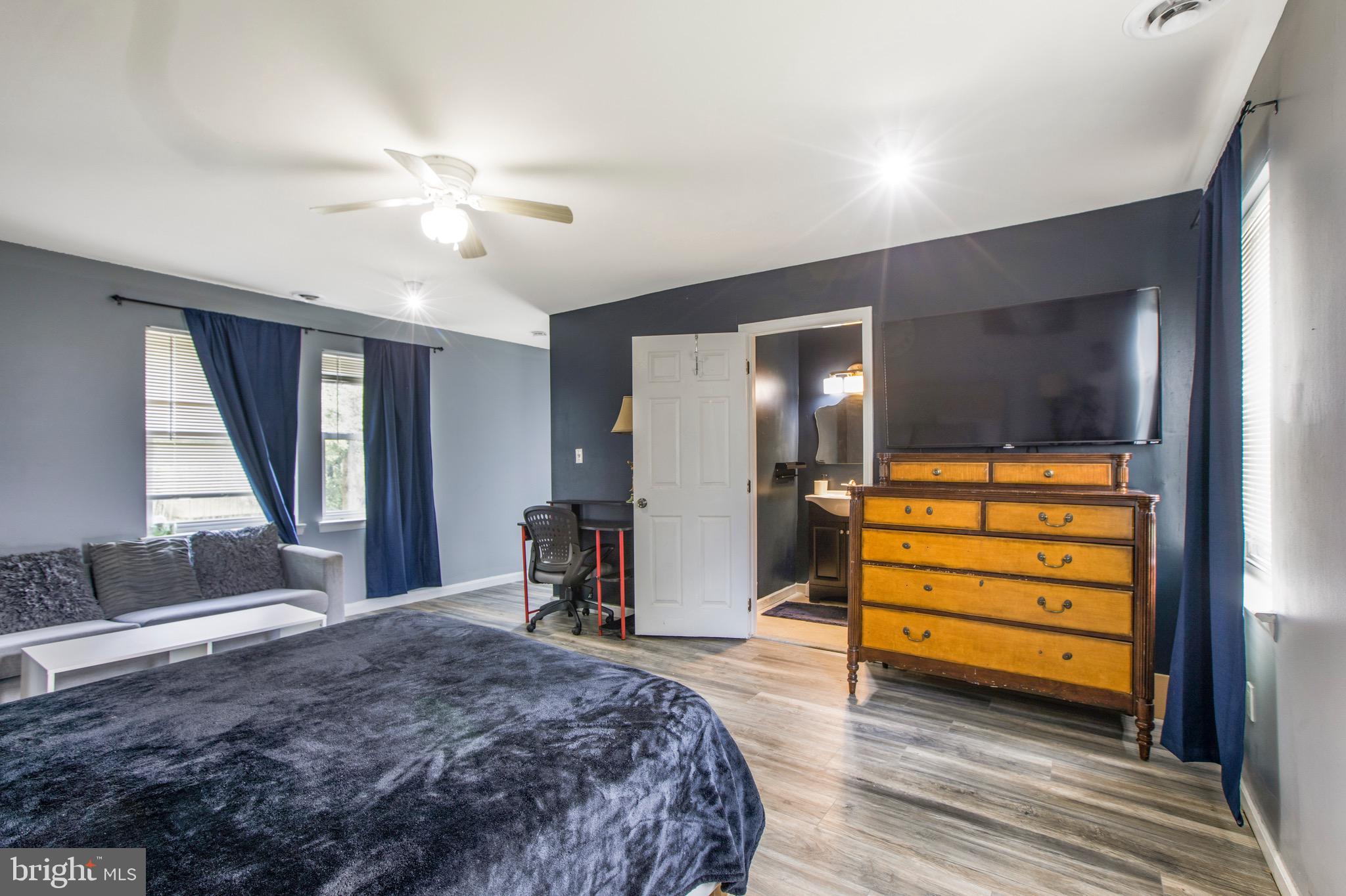 5445 Whitfield Chapel Road Lanham, MD 20706 - Photo 31 of 48