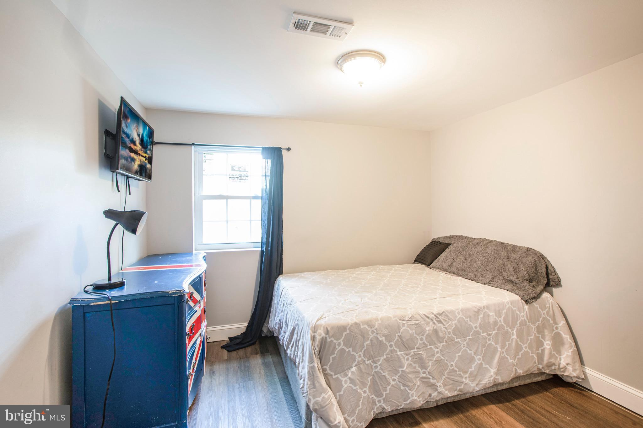 5445 Whitfield Chapel Road Lanham, MD 20706 - Photo 36 of 48