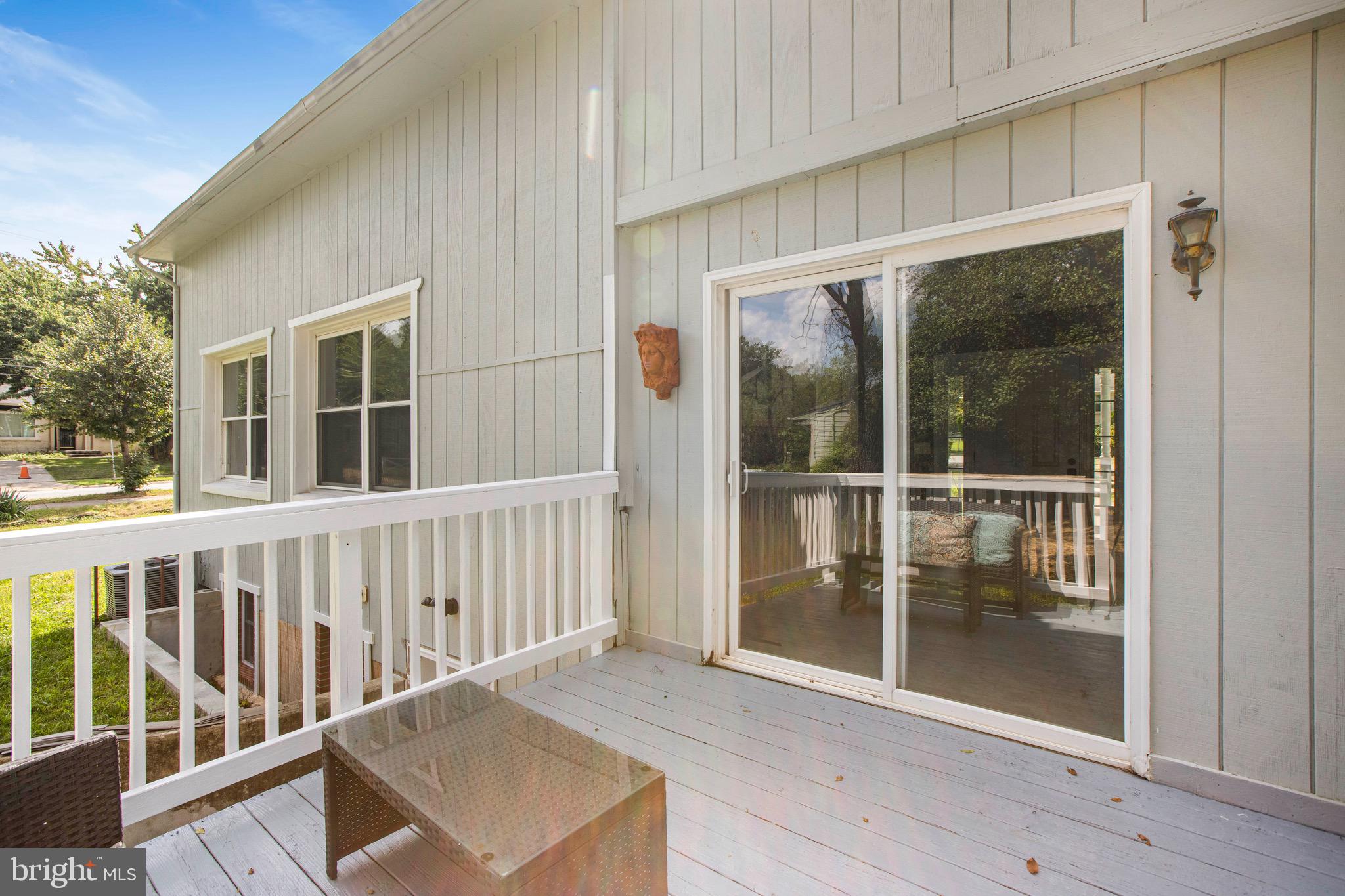 5445 Whitfield Chapel Road Lanham, MD 20706 - Photo 38 of 48