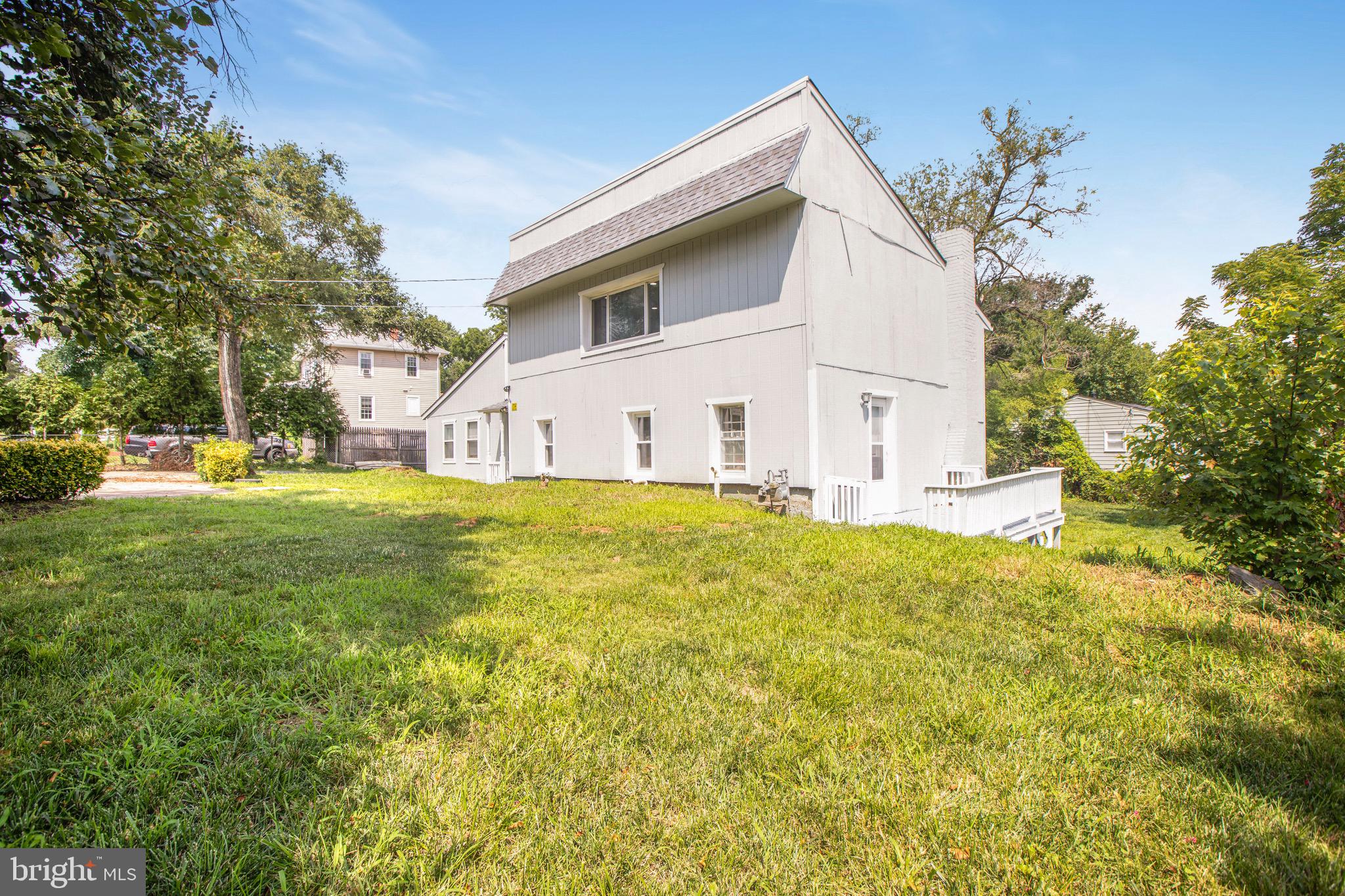 5445 Whitfield Chapel Road Lanham, MD 20706 - Photo 45 of 48