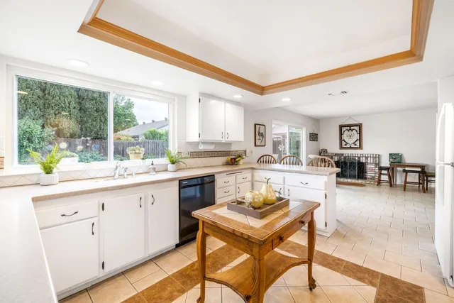 $549,000 | 737 Heather Lane, Woodland, CA 95695