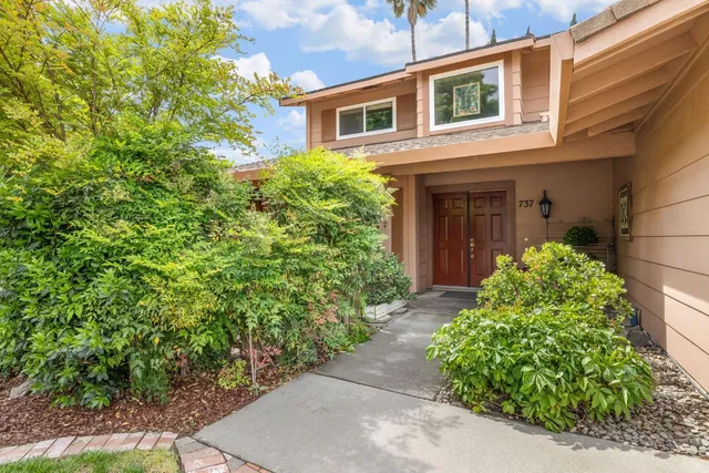 $549,000 | 737 Heather Lane, Woodland, CA 95695