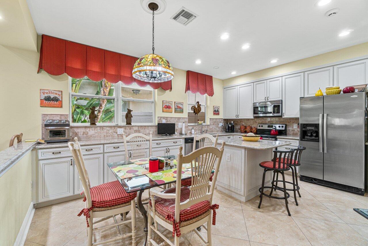 5281 Northwest 26th Circle Boca Raton, FL 33496 - Photo 14 of 45 017-5281Northwest26thCircle-BocaRaton-FL