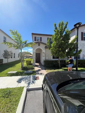 $3,200 | 12148 Northwest 24th Place, Unit 12148, Miami, FL 33167