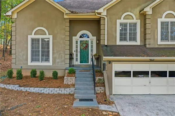 $599,000 | 945 Club Chase Court, Roswell, GA 30076