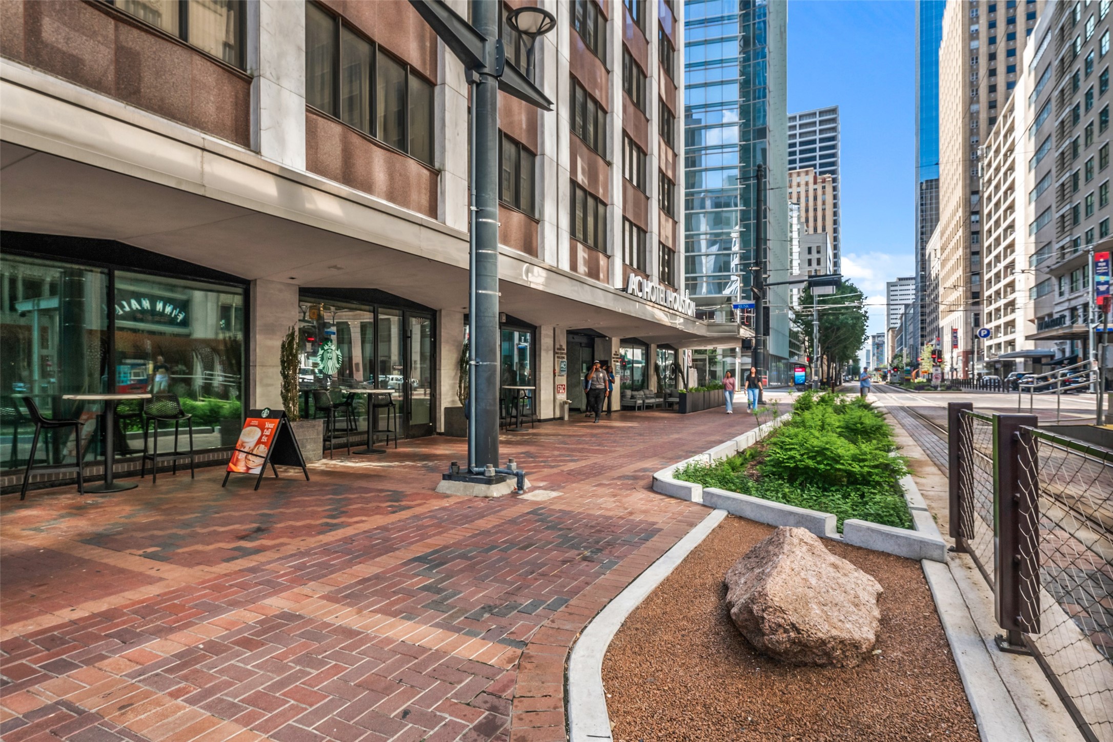 705 Main Street, Unit 404 Houston, TX 77002 - Photo 21 of 26 Gallery Image 21
