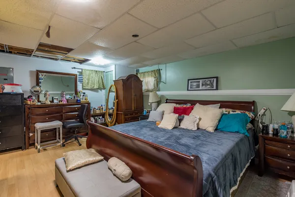 $329,900 | 1230 Pheasant Run, Zion, IL 60099