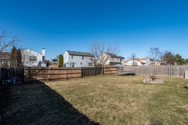$329,900 | 1230 Pheasant Run, Zion, IL 60099