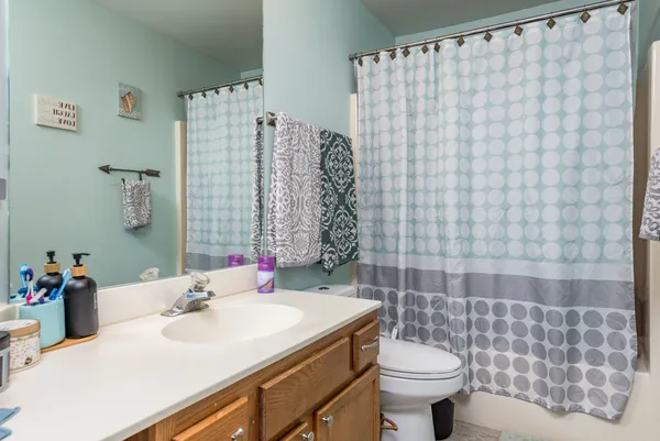 $329,900 | 1230 Pheasant Run, Zion, IL 60099