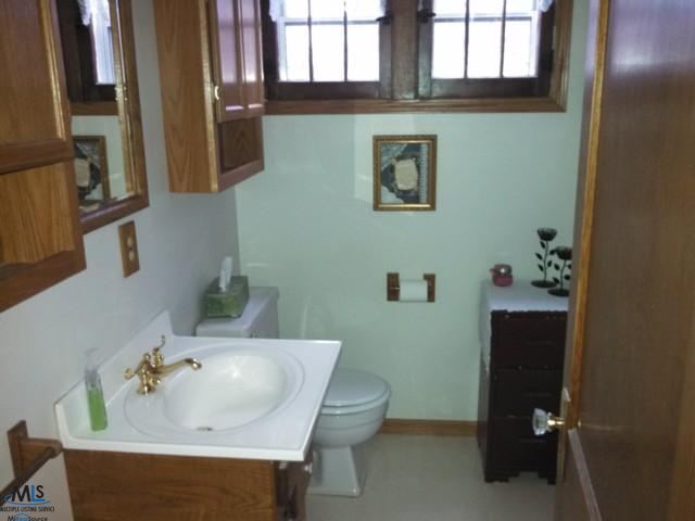 213 Brockway Road Yale, MI 48097 - Photo 9 of 14 This is a view of the bathroom.