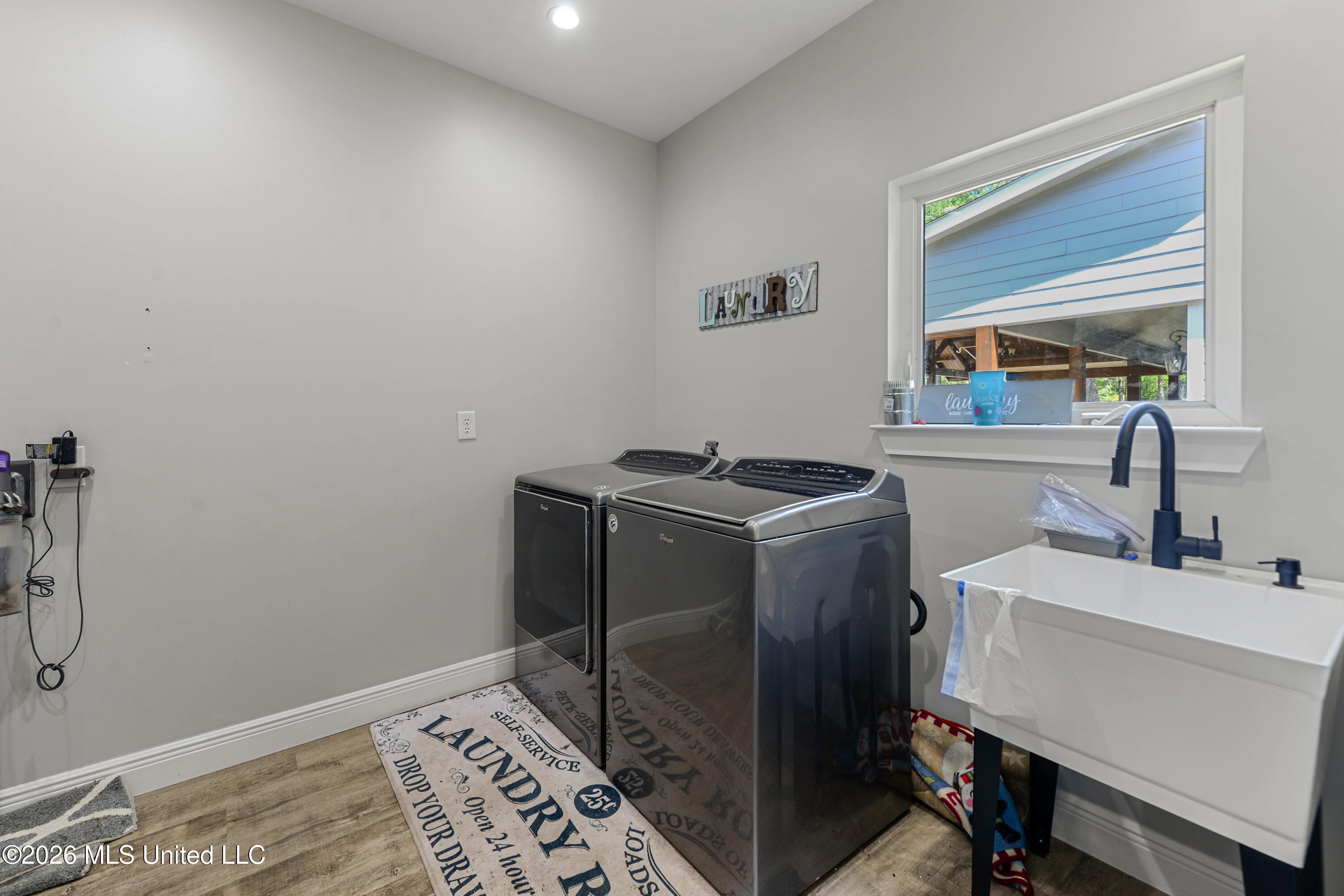 19649 Busby Road Vancleave, MS 39565 - Photo 19 of 40 BUSBY LAUNDRY