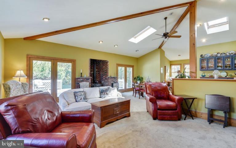 25 Arneytown-Hornerstown Road Cream Ridge, NJ 08514 - Photo 6 of 33