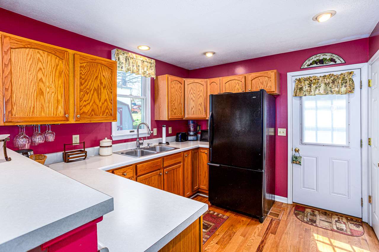 108 First Street Shenandoah, VA 22849 - Photo 5 of 24 Gallery Image 5