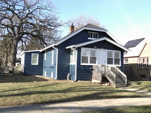 $224,975 | 1126 North Ash Street, Waukegan, IL 60085