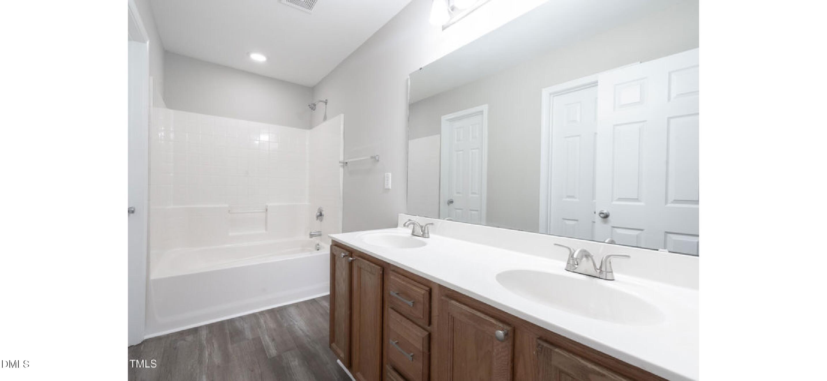 8518 Arboles Court Raleigh, NC 27613 - Photo 6 of 10 IMG_7615