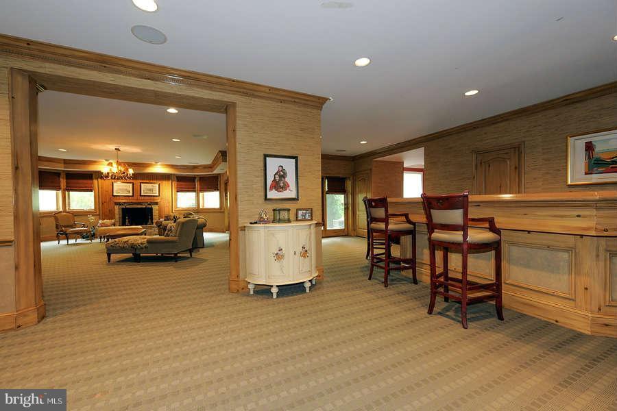 10824 Lockland Road Potomac, MD 20854 - Photo 13 of 19 Interior (General)