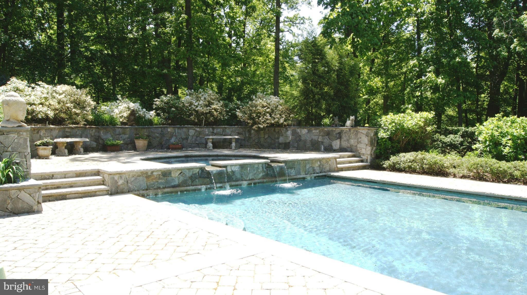 10824 Lockland Road Potomac, MD 20854 - Photo 19 of 19 Exterior (General)