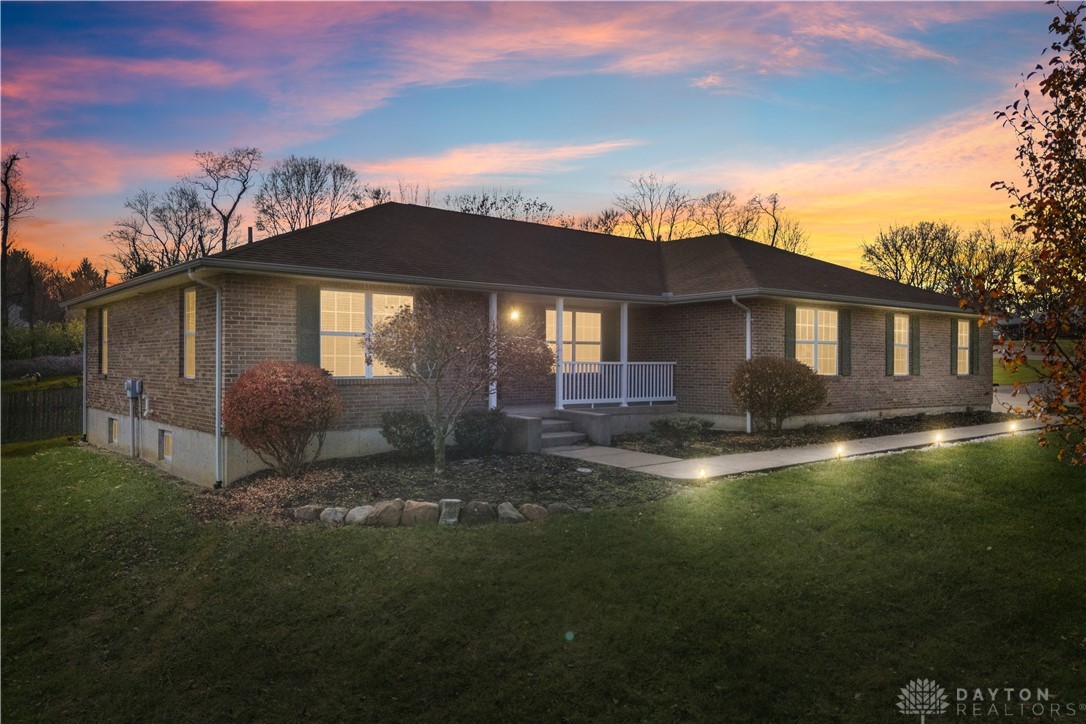 264 South Alpha Bellbrook Road Bellbrook, OH 45305 - Photo 2 of 34 Gallery Image 2