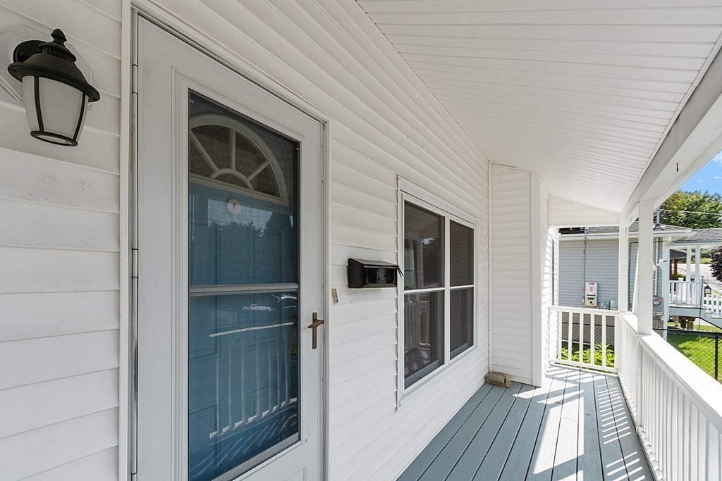 202 Beaconsfield Road Worcester, MA 01602 - Photo 7 of 38 a view of balcony and deck