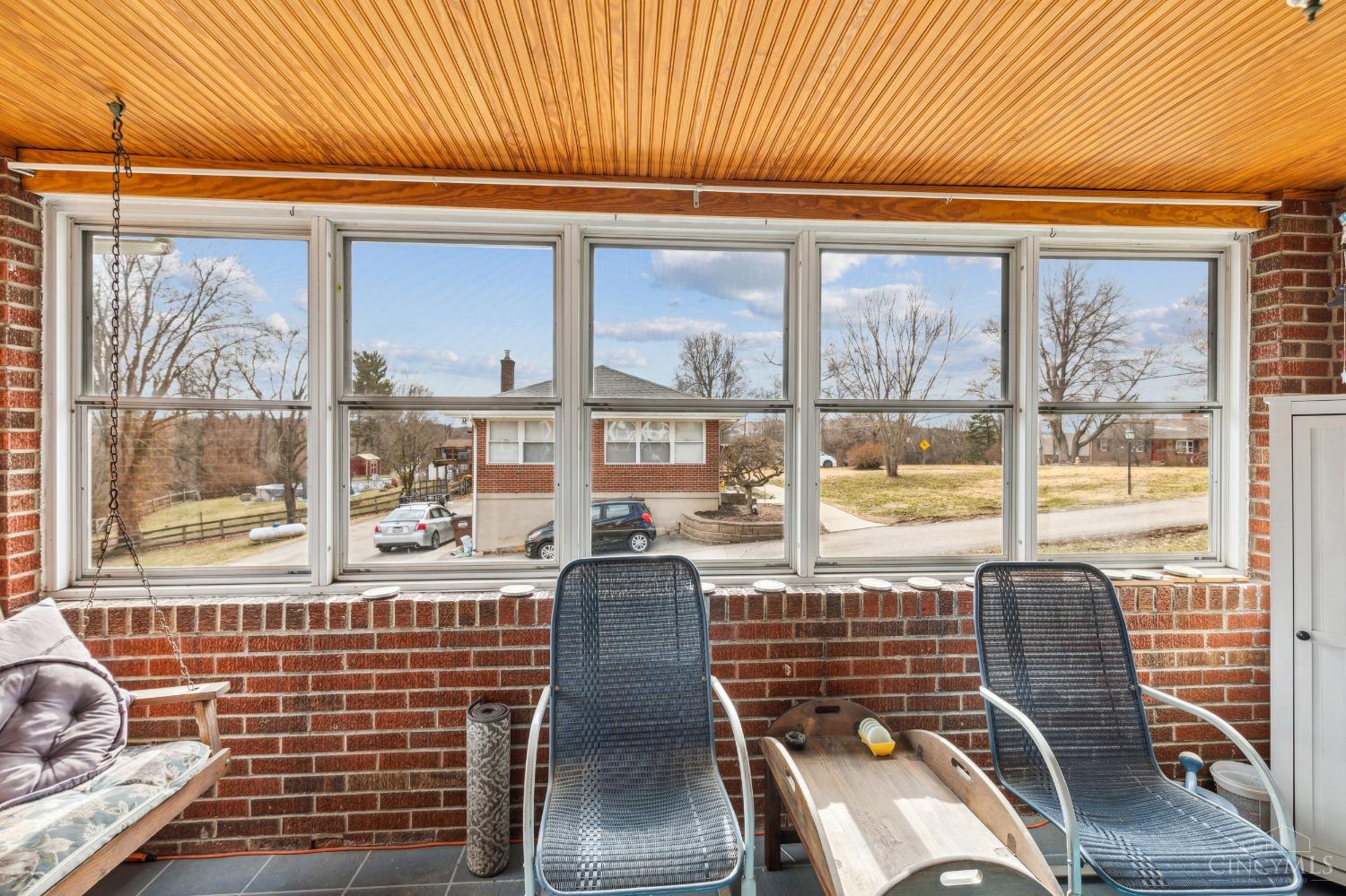 3089 Crest Road Cincinnati, OH 45251 - Photo 30 of 39