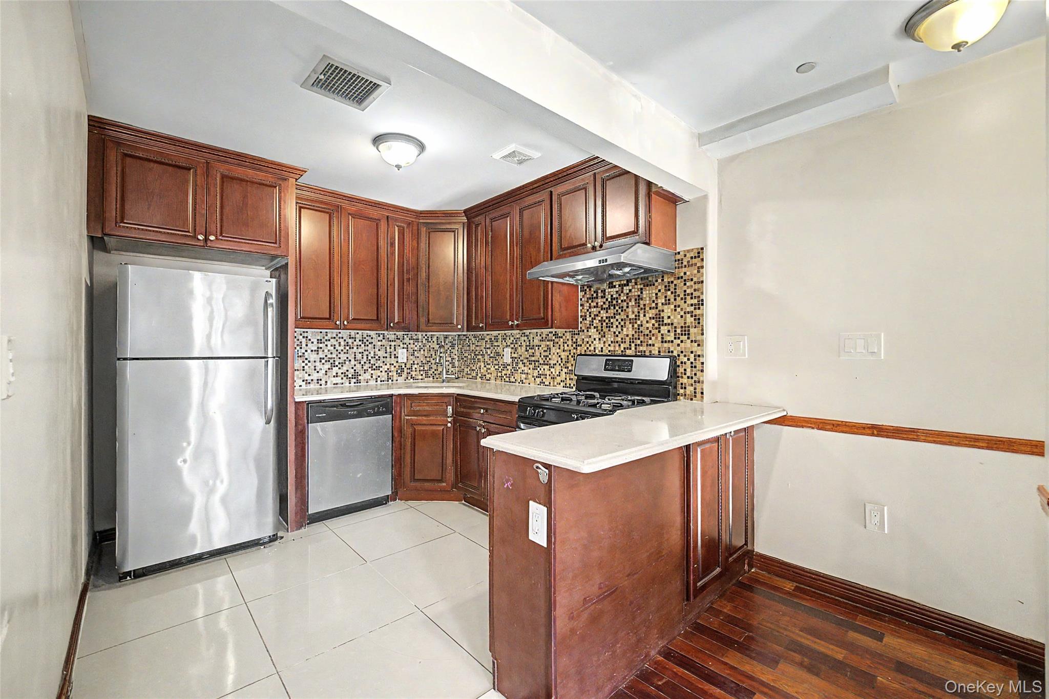 52-08 103rd Street Queens, NY 11368 - Photo 11 of 30