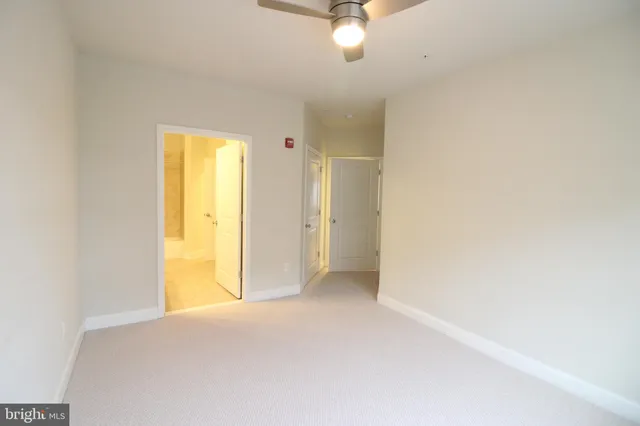 $3,130 | 9521 Bastille Street, Unit 204, Fairfax, VA 22031